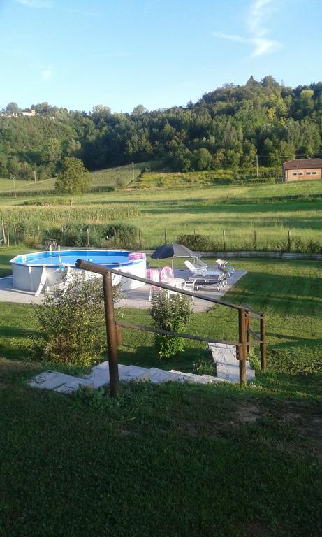 B&B La Coccarda CastellʼAlfero Exteriör bild